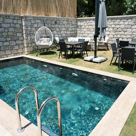 Arcadius Hotel *